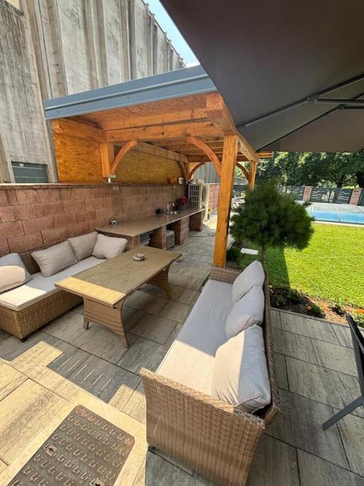 Vila Moste 2 - Free Parking & Pool, Ev Station Liubliana Exterior foto